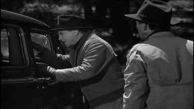 Ed, Cotton, when we get the
train on the spur, start hopping. Go. - White Heat