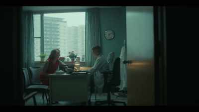 [Edie] The research assignment
Udell had given her - Painkiller