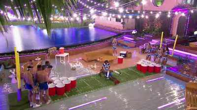 EDIE WORK. - Love Island