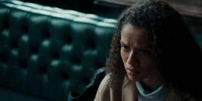 Edward Monkford?
No, Simon. - The Girl Before