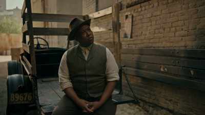 Edwards is driving
his damn self, - The Porter