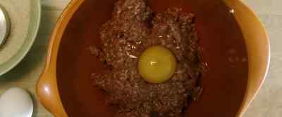 (Egg cracks) - Do Not Open