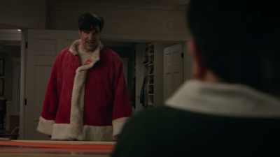 Eight ball. Your face. - Home Sweet Home Alone