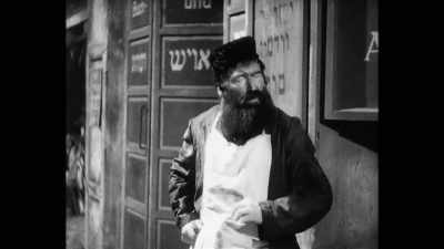 Eight different roles were played
by the same actor, Werner Krauß. - Hitler's Hollywood