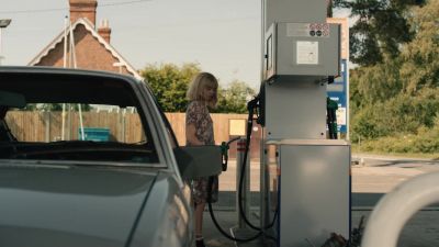 Eight o'clock in the morning. - The End of the F***ing World