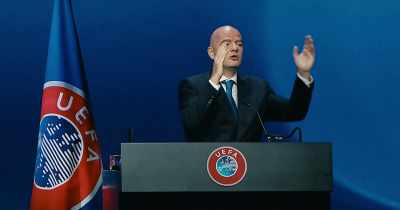 Either you are there - Super League: The War for Football