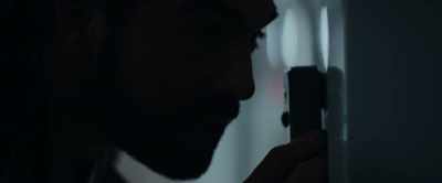 Either you find my diamonds
or the detective here dies. - Locked In