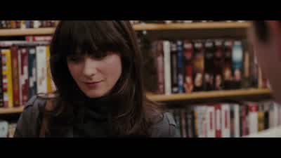 Either she's an evilemotionless miserable human beingor she's a robot - 500 Days of Summer