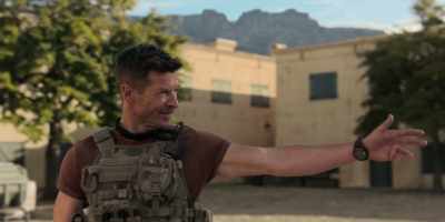 Either way,
there's not enough room - Sniper: The Last Stand