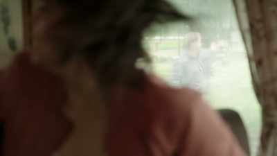 El cantante que nuestra hija ama... - Somewhere Between