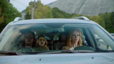 - El Chapo's actually Mexico.
- Oh, Jesus, whatever. - Good Girls