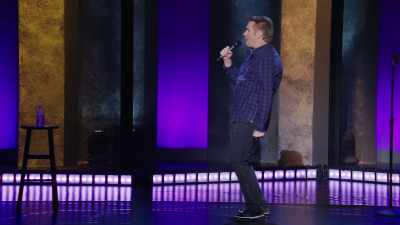 El demarează şi eu fac: - Brian Regan: Nunchucks and Flamethrowers