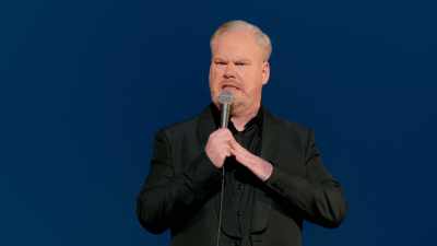 Ela olhou em volta e disse:
"Credo, o que aconteceu aqui?" - Jim Gaffigan: Dark Pale