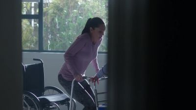 [Elaine gasps] - Siren