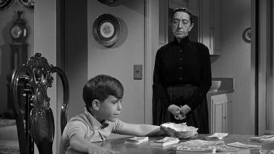 Elaine Yes Buck - 13 Ghosts