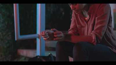 (elastic band snapping) - Black Snow