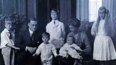 - Eleanor Roosevelt
before she's first lady, - The UnBelievable with Dan Aykroyd