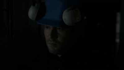 (ELECTRICAL SIZZLING) - Wallander