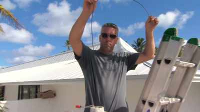 Electrician: Sarah's plans
for the landscape lighting, - Island of Bryan