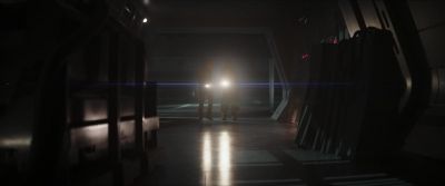 (ELECTRICITY BUZZING) - The Mandalorian