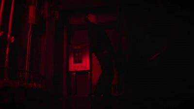 (electricity crackling, Enzo grunting) - Lethal Weapon