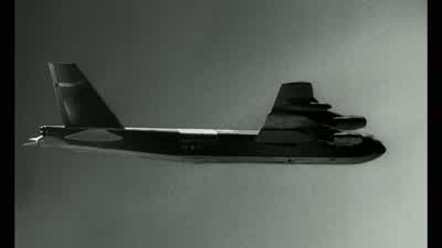 Electronic guidance scrambler to blue grid. - Dr  Strangelove or: How I Learned to Stop Worrying and Love the Bomb