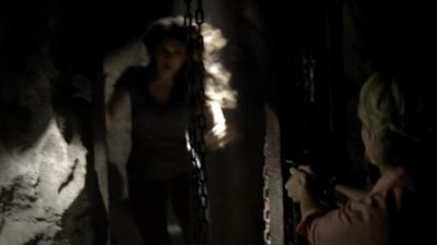 Elena!
What are you doing? - The Vampire Diaries