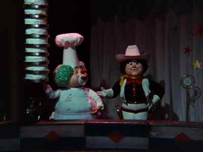 Elephants? - Rudolph and Frosty's Christmas in July
