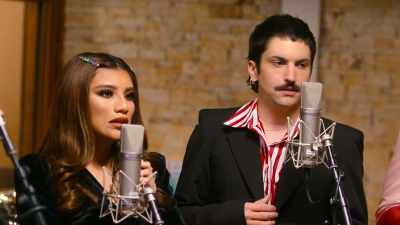 Eles não têm nada. - Pentatonix: Around the World for the Holidays