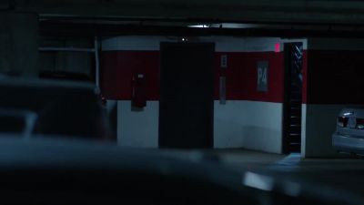 [elevator bell dinging] - Homeland