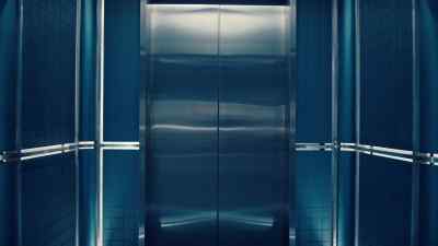[elevator dinging] - American Gods