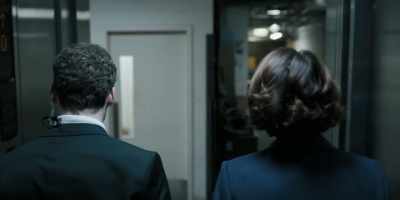 [elevator] Going down. - Bodyguard