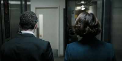 [elevator] Going up. - Bodyguard