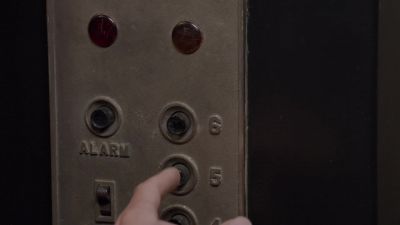 [elevator music] - Psych