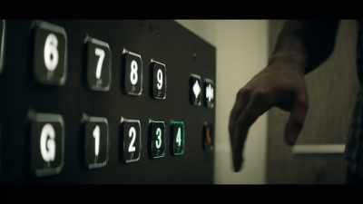 [elevator rumbling] - The Tourist