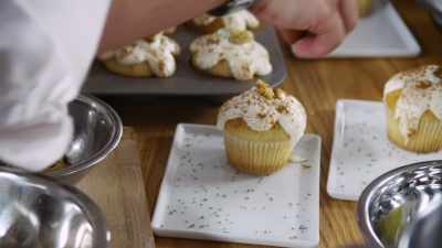 ELIOT:
Tick-toc, tic-toc. - Christmas Cupcakes