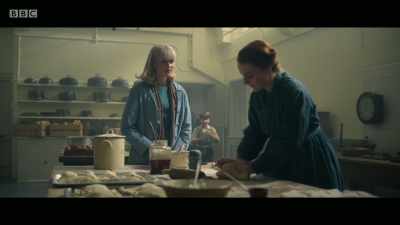 Elise! My flutterby, I've scared it. - Ridley Road