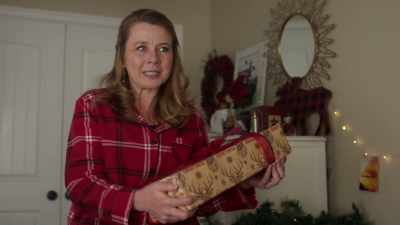 (Eliza laughs) - A Christmas of Wonders