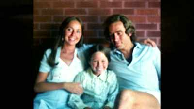 ELIZABETH: I felt good
in the relationship - Ted Bundy: Falling for a Killer