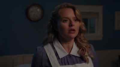 Elizabeth just called! - When Calls the Heart