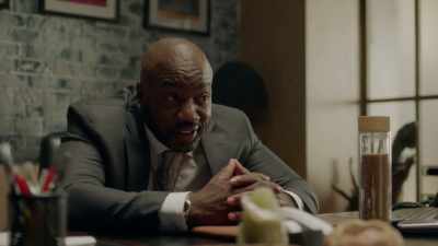 Elizabeth: So how about we start
with some baby steps - The Last O.G.