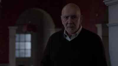 (Elizabeth winces) - The Americans