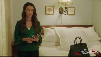 - Elizabeth,
your picture is in the paper - Christmas at Pemberley Manor