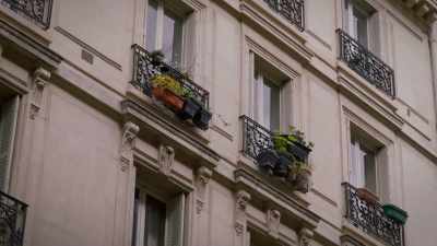 Ella, your mom is here. - Savoring Paris