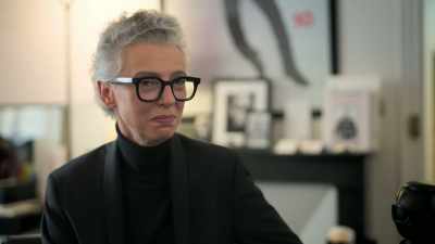 Elle était faite de loyauté et d'amitié. - The Mysterious Mr. Lagerfeld