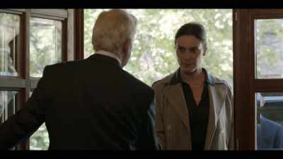 - Ellen. - Senator. - Treadstone