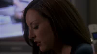 Elle's checking. - Criminal Minds