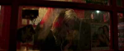Ellie, I don't know
what's happened, - Last Night in Soho