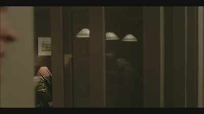 Elliot, Elliot, Elliot, listen to me. - Gangs of London