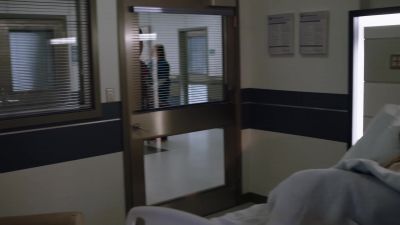 Elliot, what are you doing? - Chicago Med